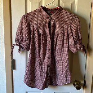 Adorable Old Navy puff sleeve cotton top blouse size s